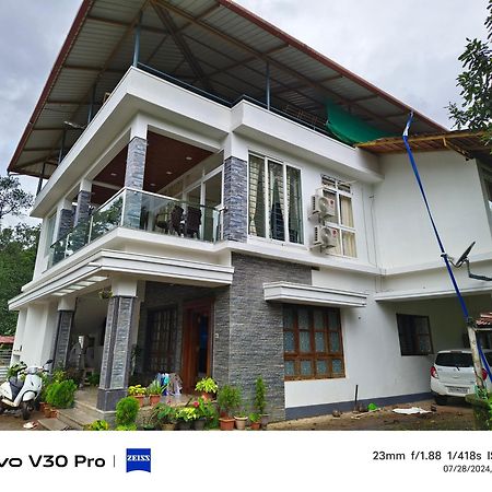Subrahmanya Gokula Homestay מראה חיצוני תמונה
